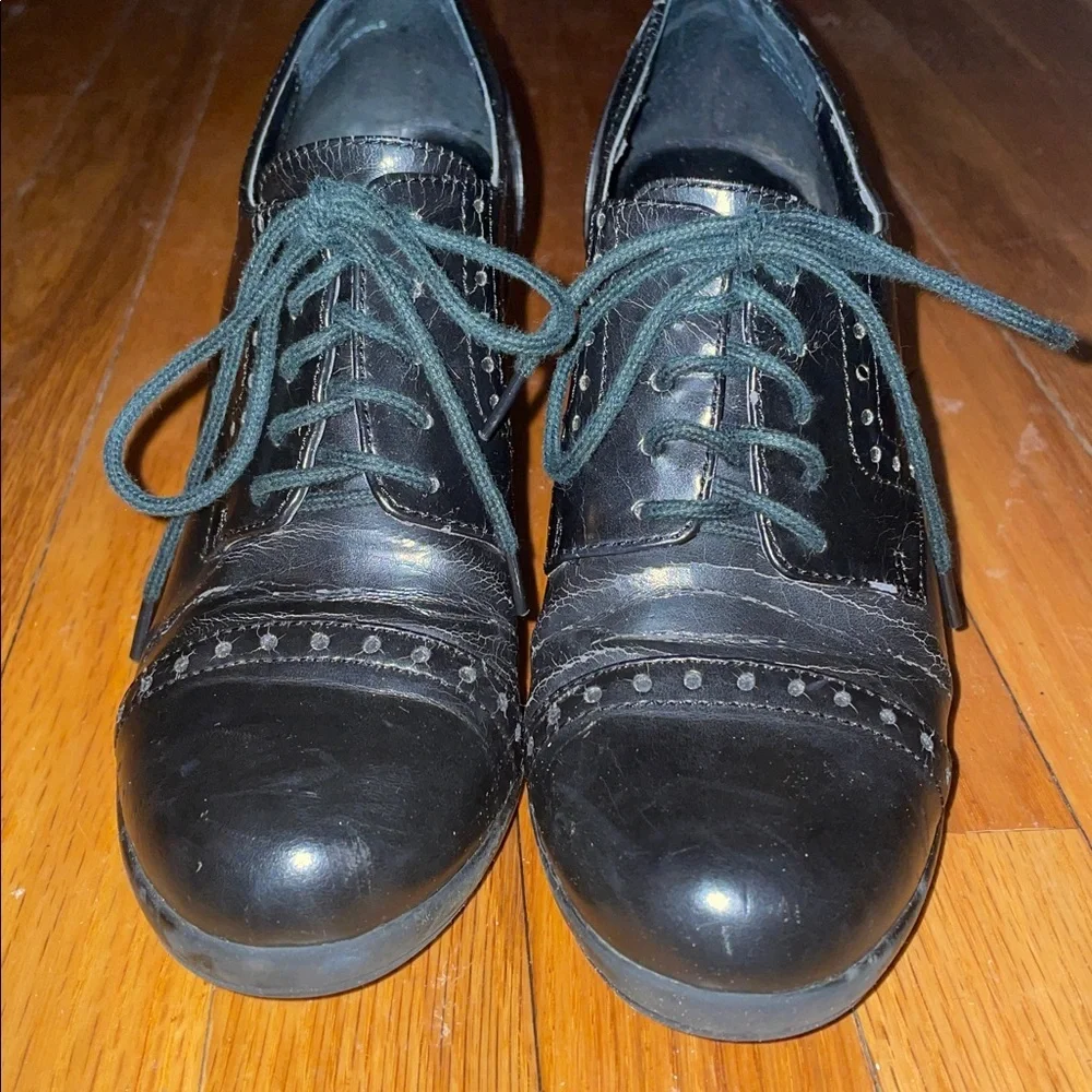 Anthropologie G.H. Bass Black Leather Lace-Up Heels.  Faith.  Size 7.5.